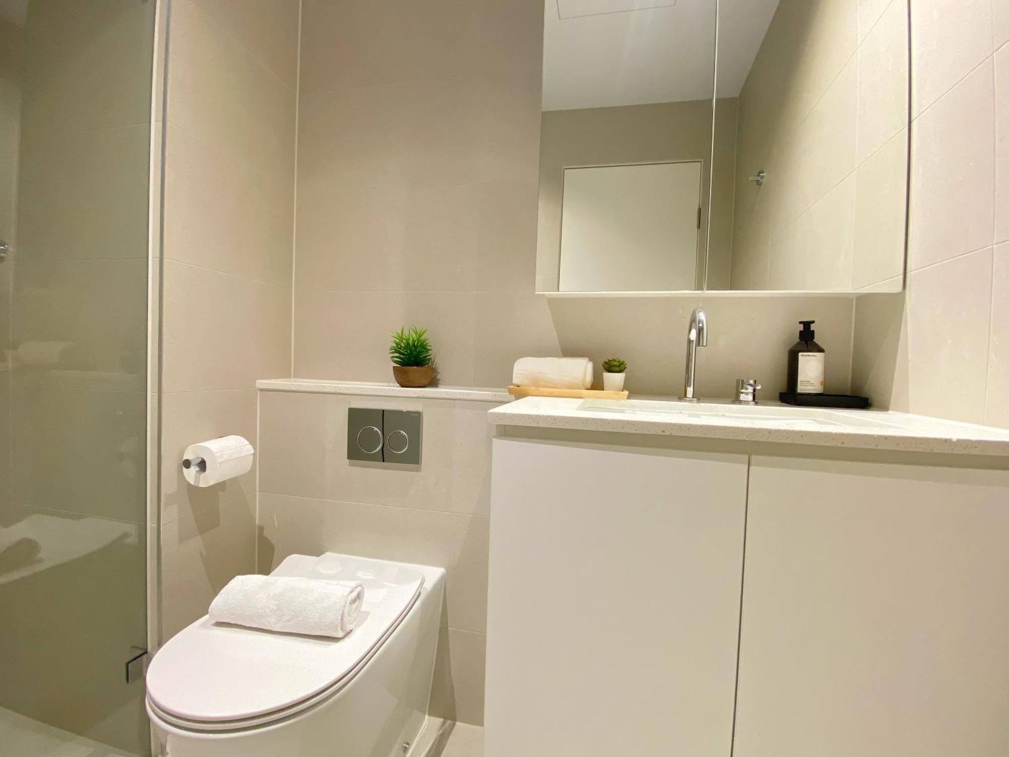 Modern Comfort - 2B2B With Balcony & Parking Melbourne Luaran gambar