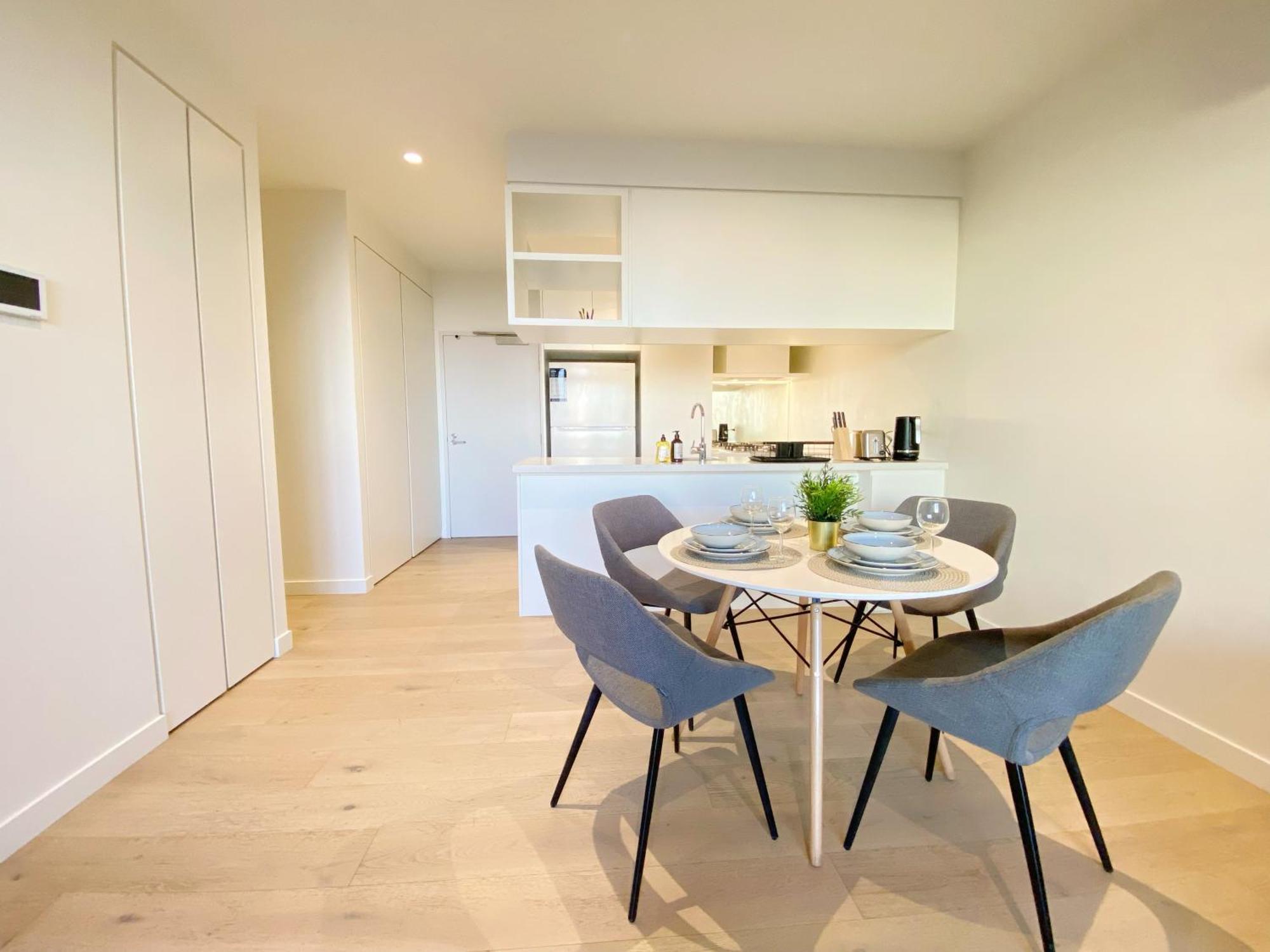 Modern Comfort - 2B2B With Balcony & Parking Melbourne Luaran gambar