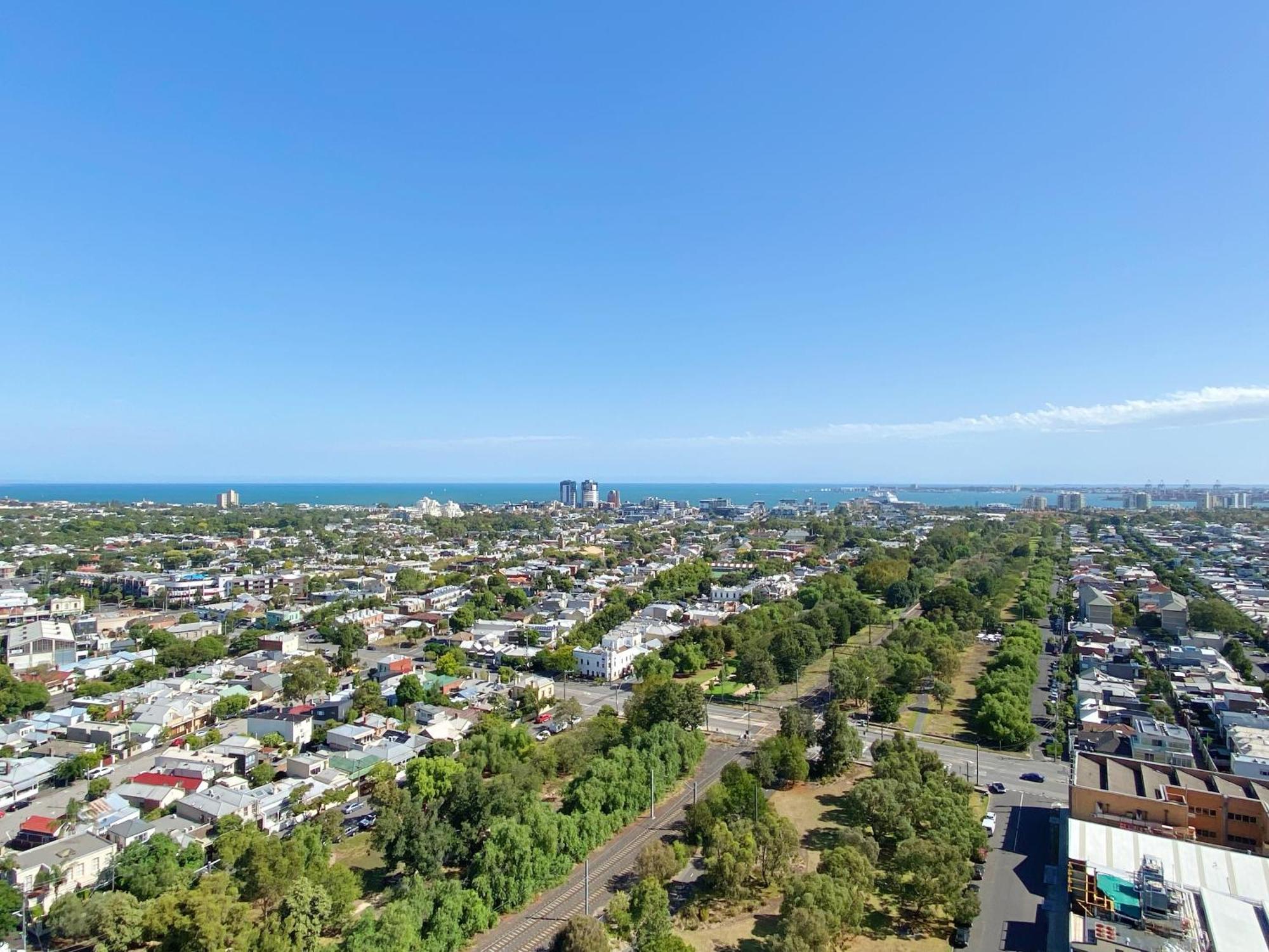 Modern Comfort - 2B2B With Balcony & Parking Melbourne Luaran gambar